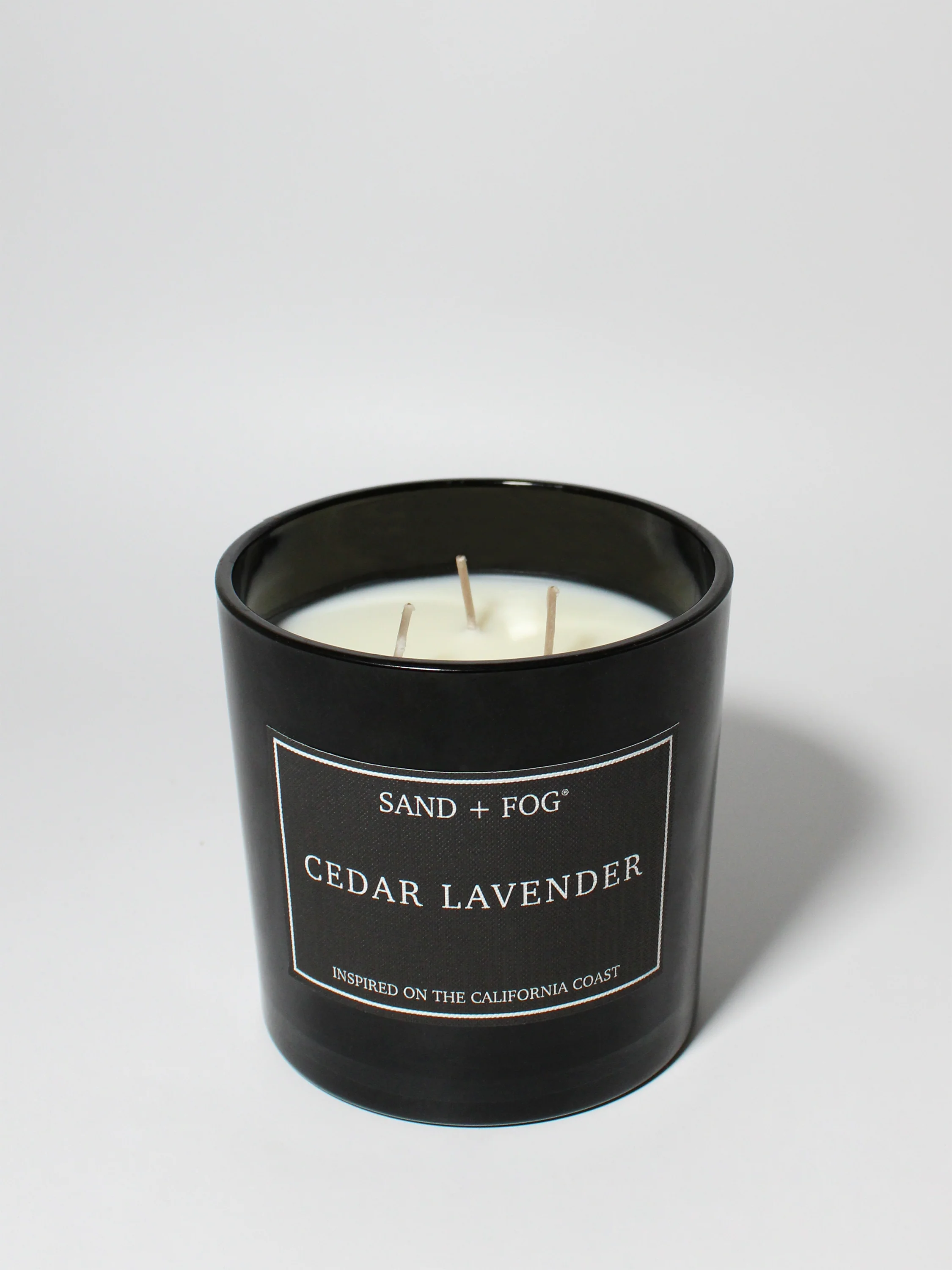 Cedar Lavender 21 oz scented candle - Image 3